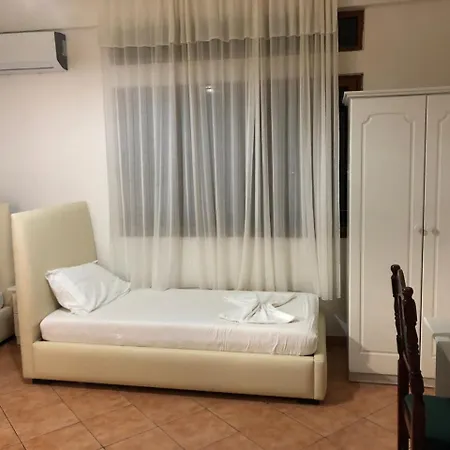 Roma Bed & Breakfast Divjake