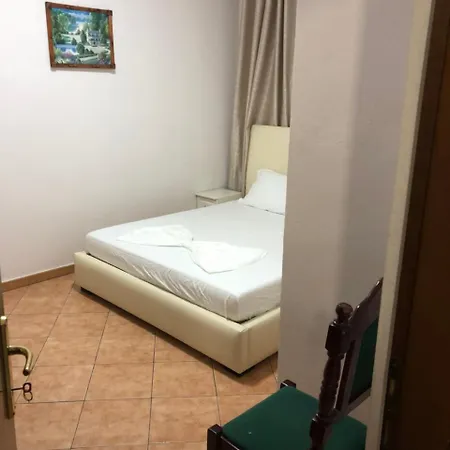 Roma فندق مبيت وإفطار *